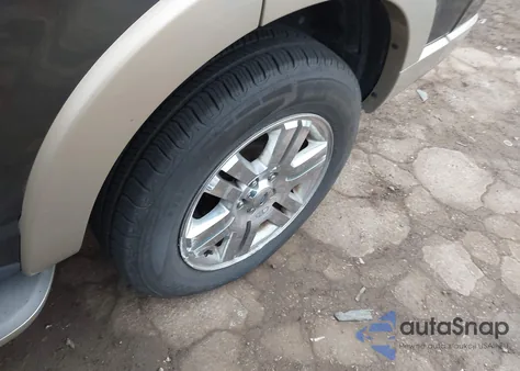 2010 Ford Explorer Eddie Bauer z USA, uszkodzony, nr VIN 1FMEU7EE5AUA89402